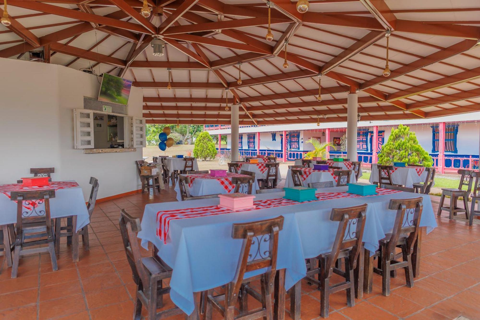 Hotel Arrayanes Del Quindio 蒙特内哥罗 外观 照片